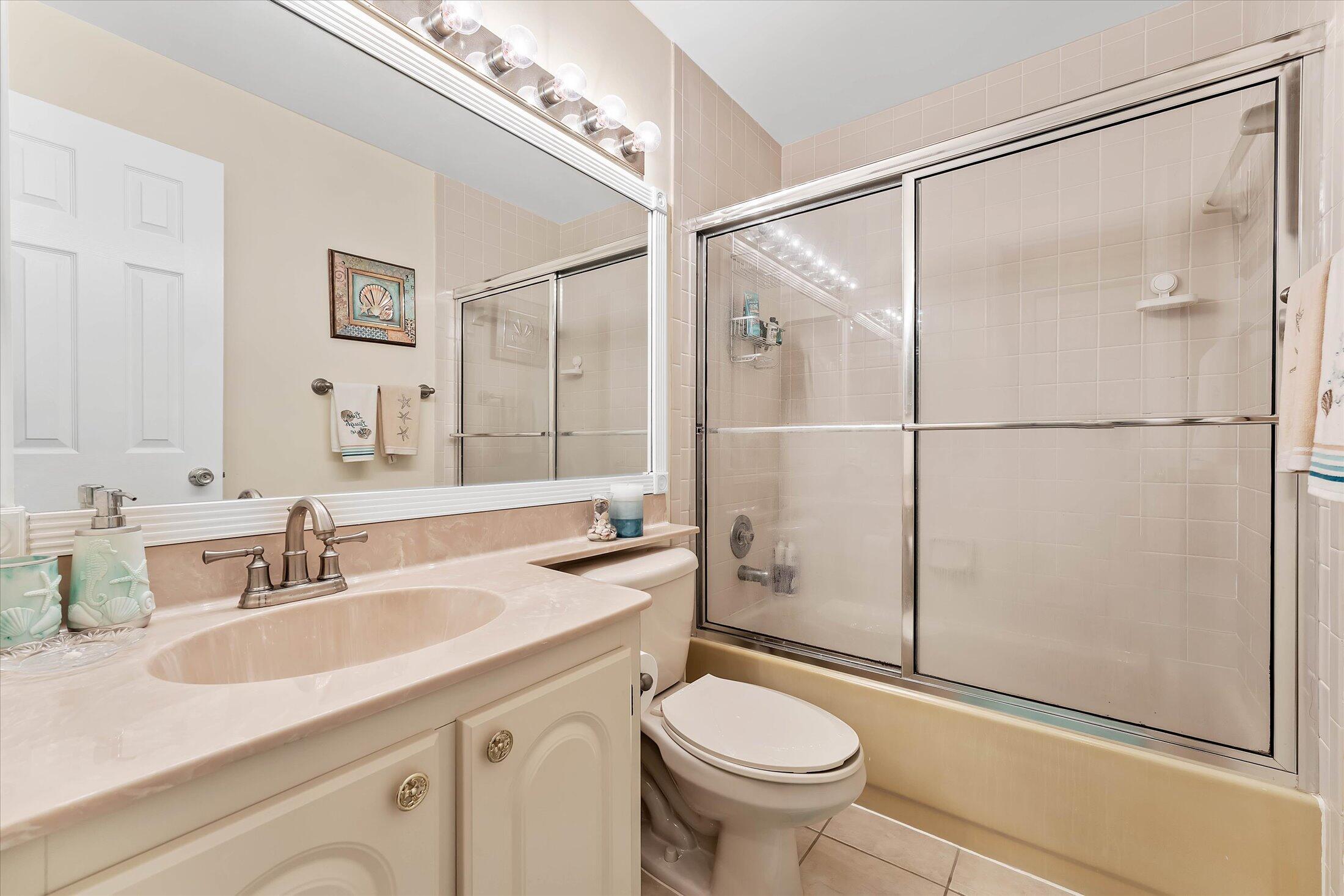 6757 Via Regina, Unit 3 Boca Raton, FL 33433 - Photo 33 of 48 32-6757 Via Regina, Boca Raton-40