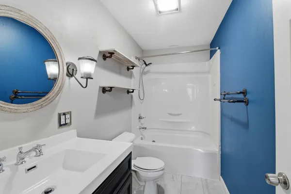 $244,900 | 1813 Winchester Drive, Champaign, IL 61821