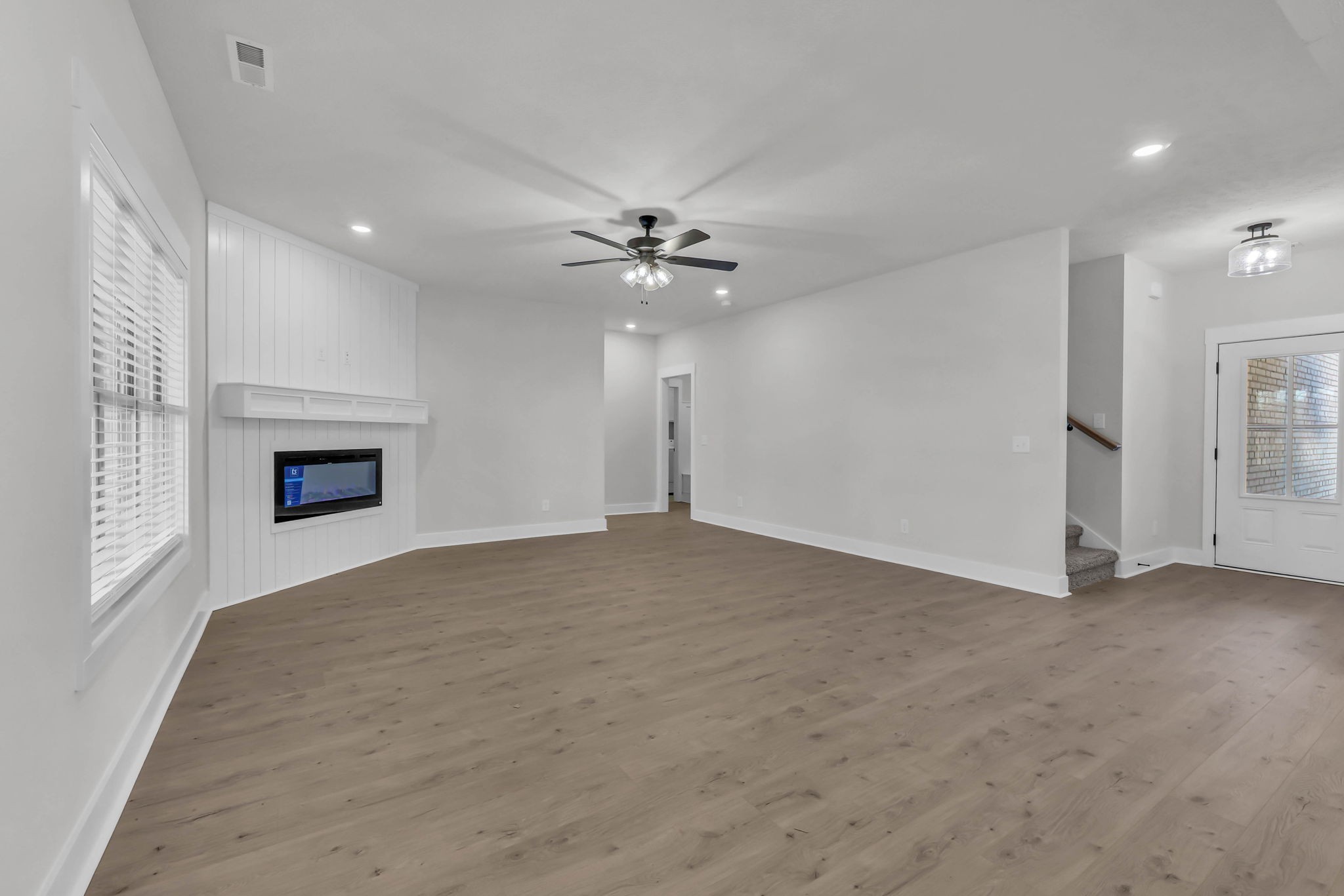 419 Blue Ridge Clarksville, TN 37043 - Photo 3 of 48