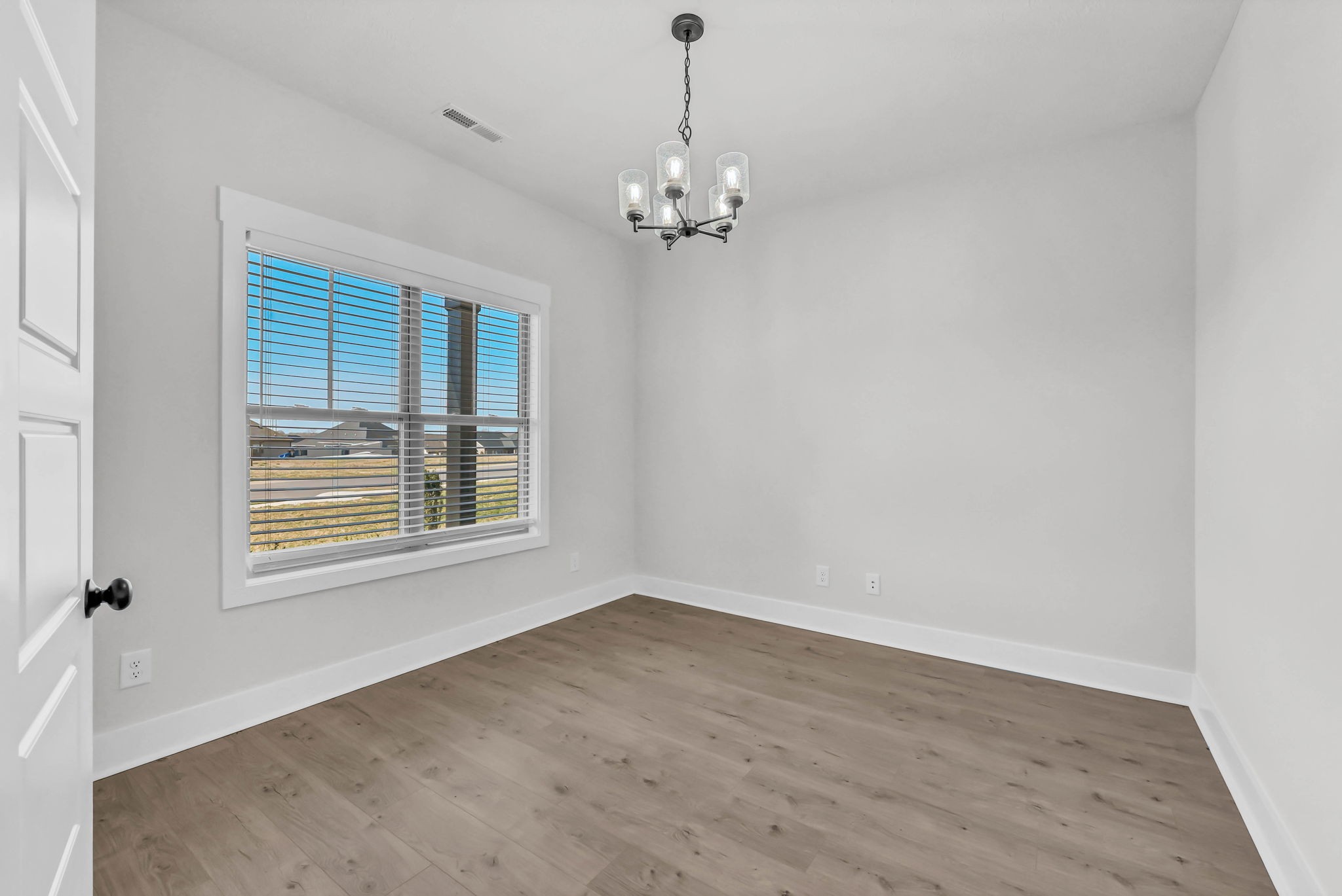 419 Blue Ridge Clarksville, TN 37043 - Photo 4 of 48