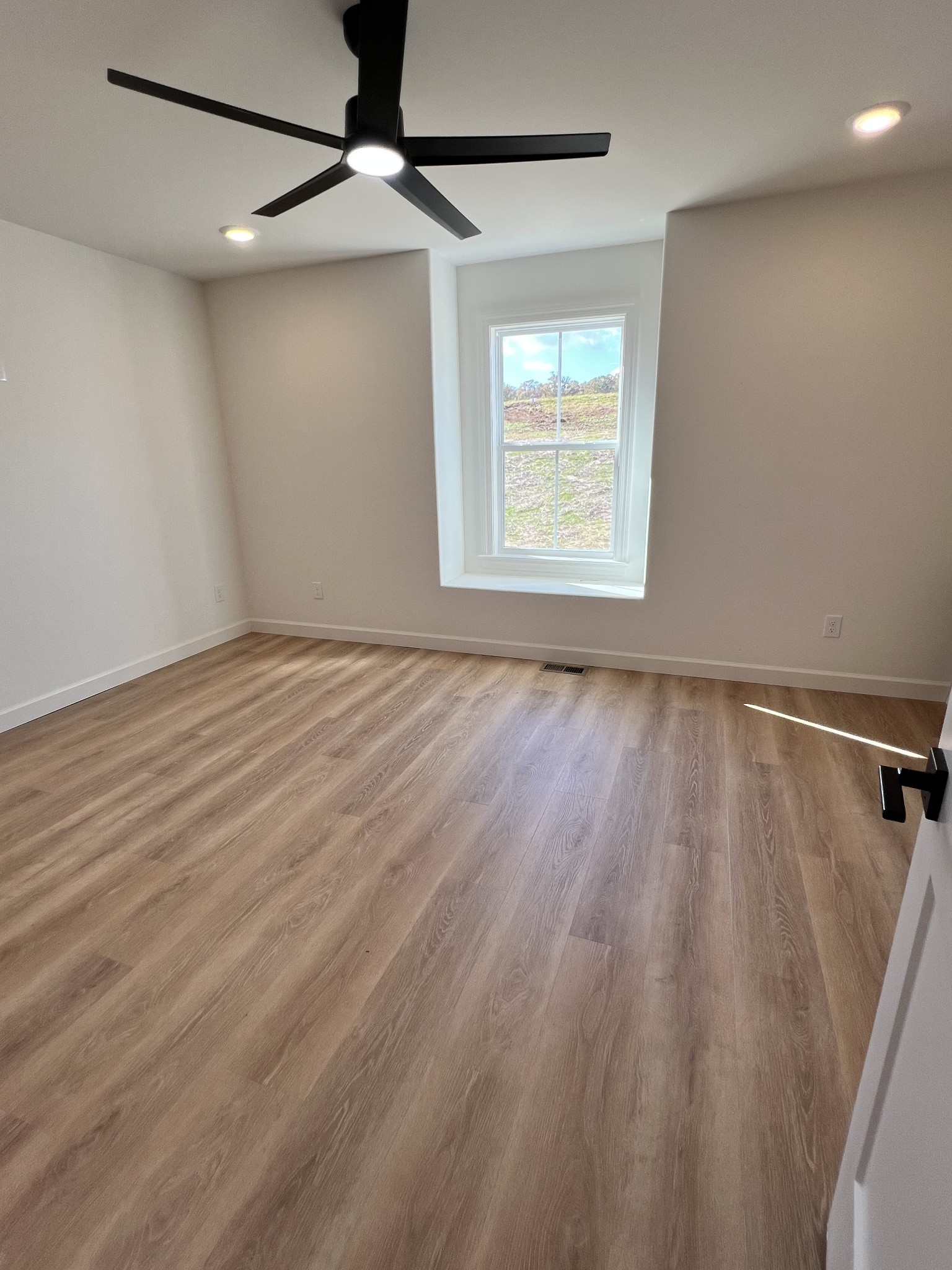 9738 Campbellsville Road Pulaski, TN 38478 - Photo 16 of 21