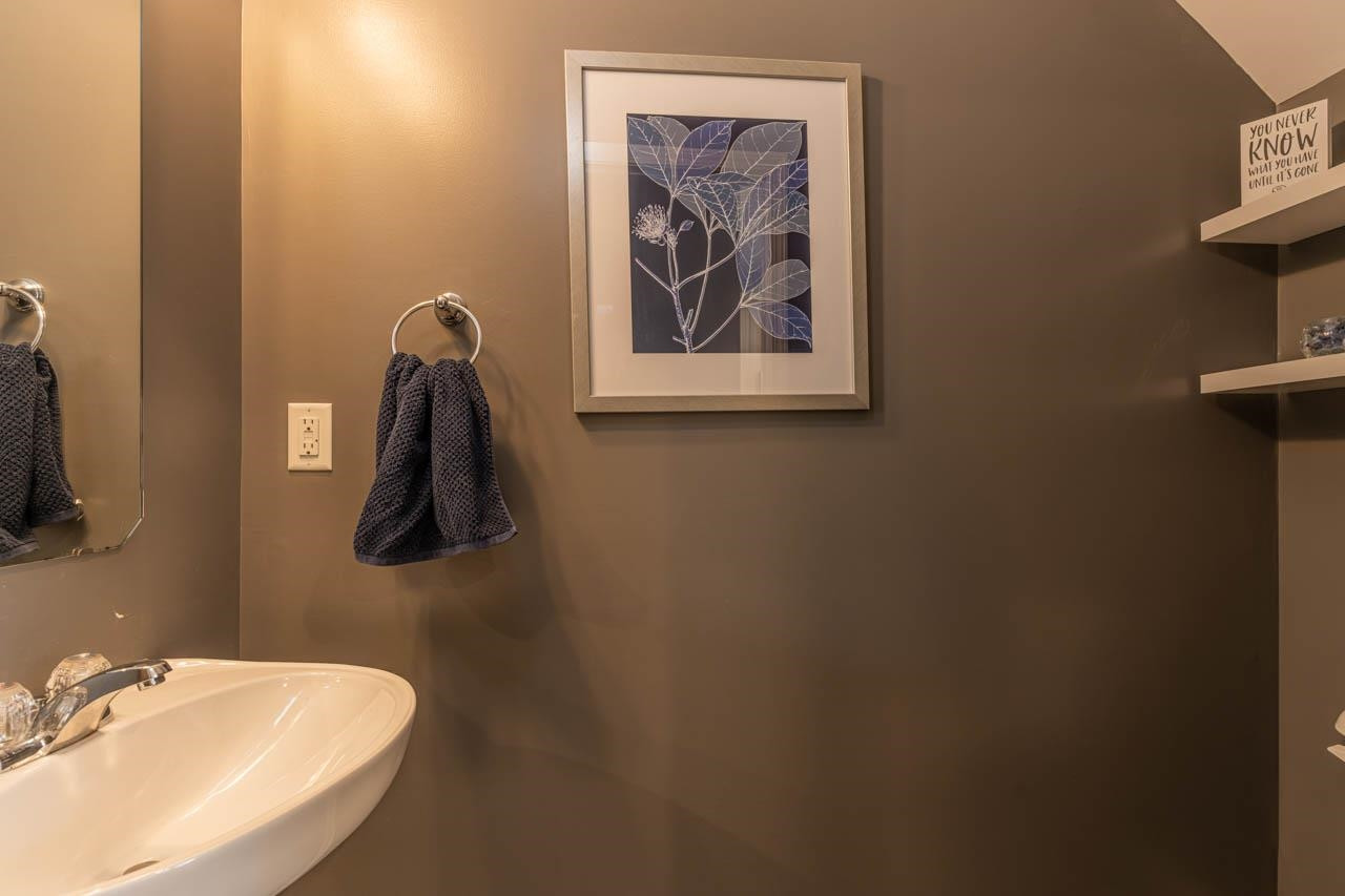7833 Silverthread Lane Raleigh, NC 27617 - Photo 15 of 32 Powder Room