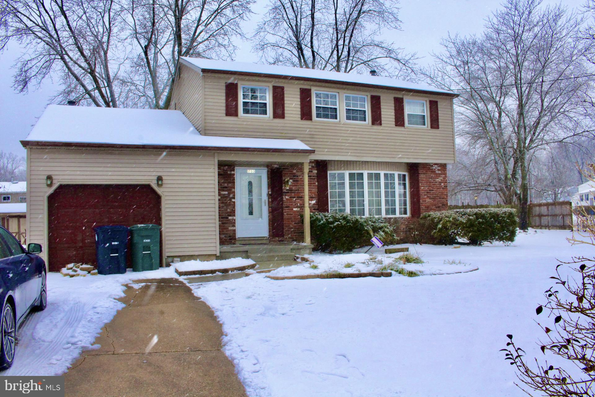 1703 Pin Oak Road Williamstown, NJ 08094 - Photo 2 of 24 Gallery Image 2