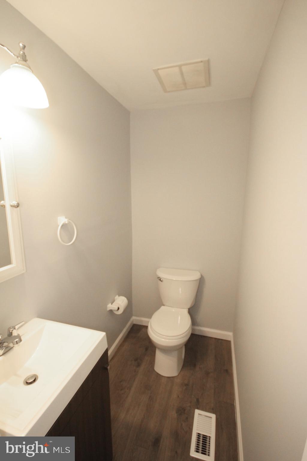 1703 Pin Oak Road Williamstown, NJ 08094 - Photo 12 of 24 Gallery Image 12