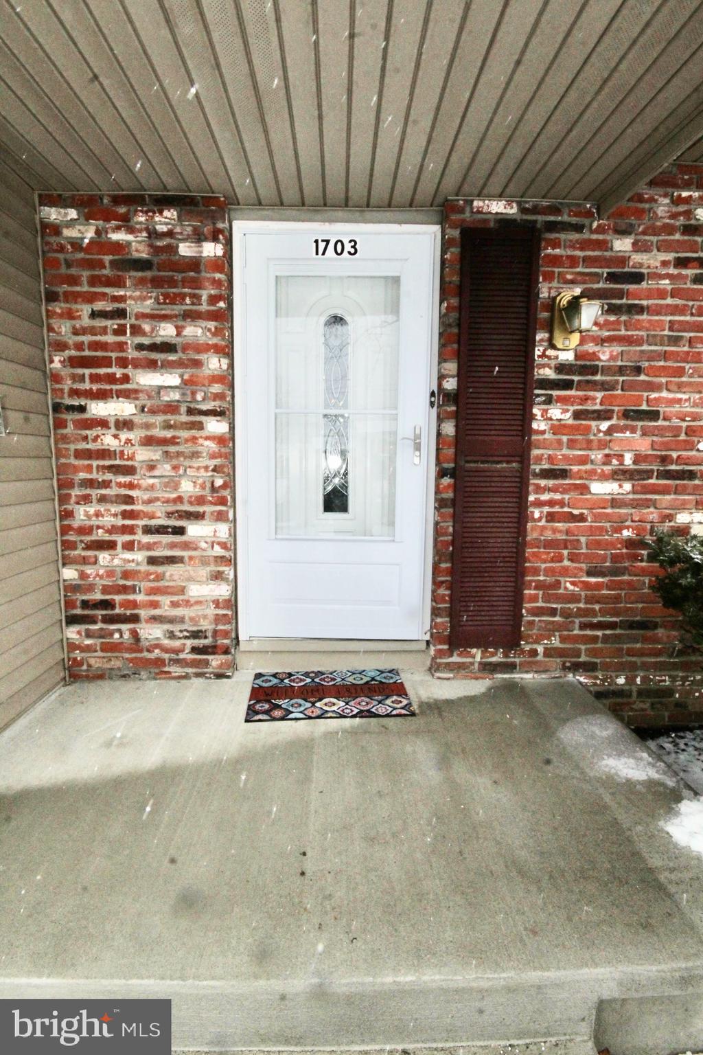 1703 Pin Oak Road Williamstown, NJ 08094 - Photo 3 of 24 Gallery Image 3