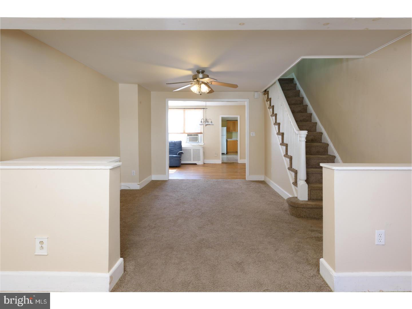 71 Sunshine Road Upper Darby, PA 19082 - Photo 4 of 25