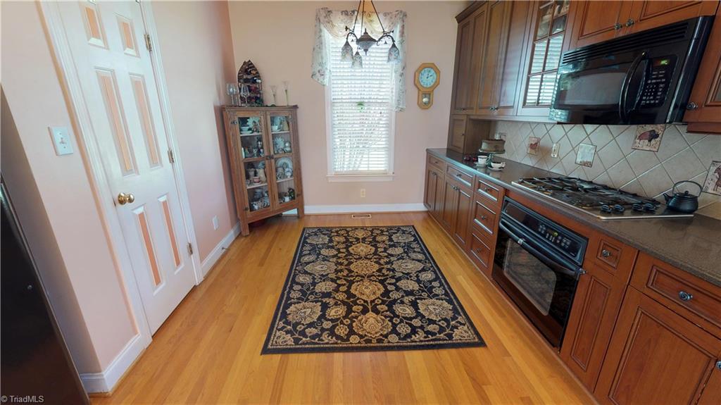 7857 Alcorn Road Oak Ridge, NC 27310 - Photo 11 of 28