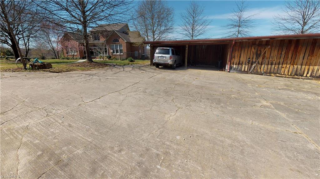 7857 Alcorn Road Oak Ridge, NC 27310 - Photo 5 of 28