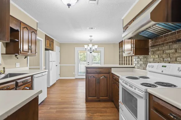 $305,000 | 1602 Smith Road, Waycross, GA 31503