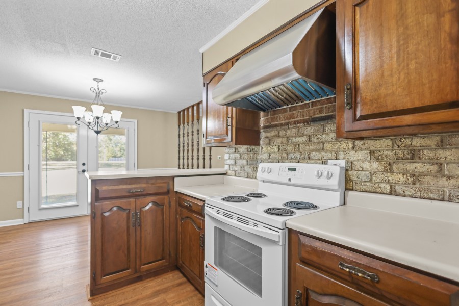 1602 Smith Road Waycross, GA 31503 - Photo 14 of 58