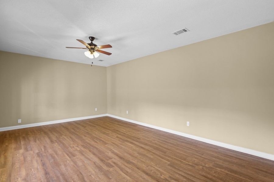 1602 Smith Road Waycross, GA 31503 - Photo 5 of 58