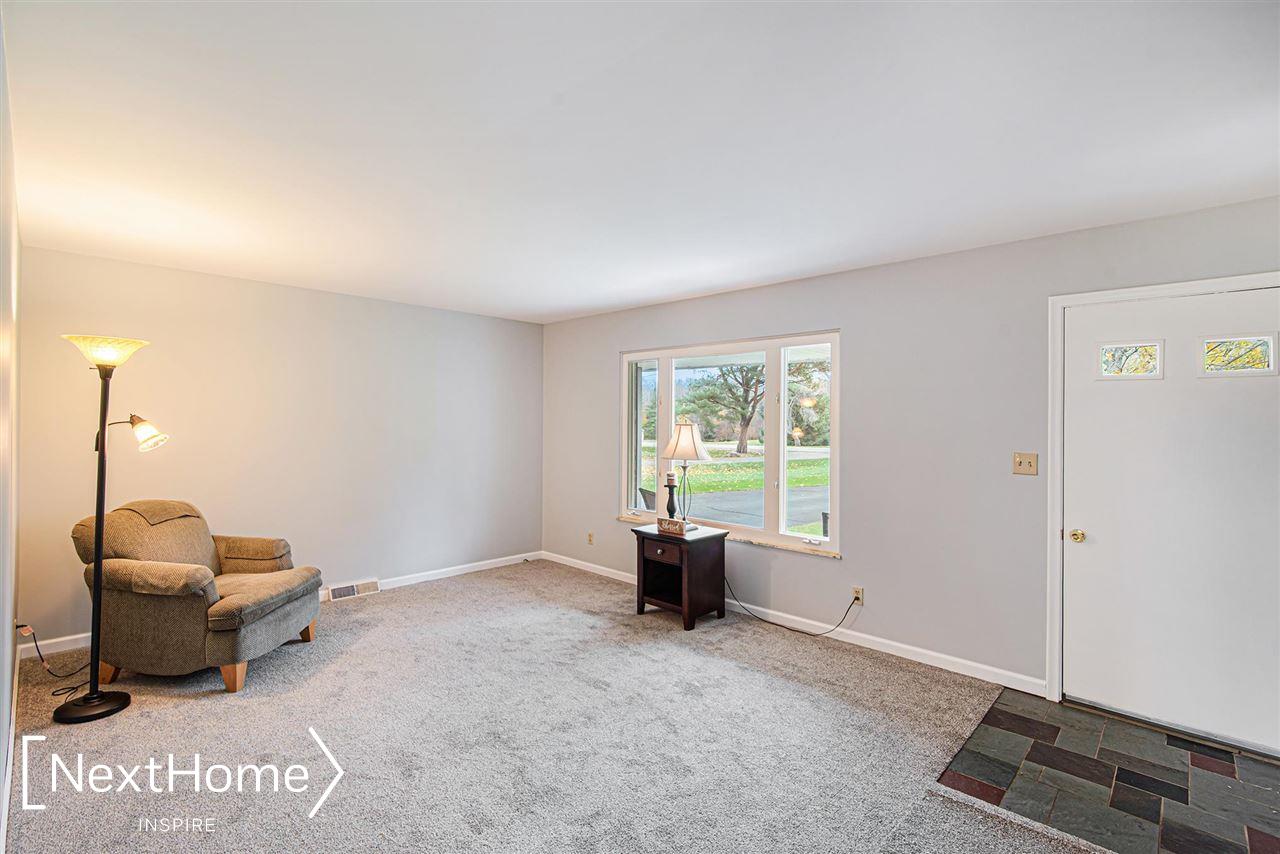 3203 Dillon Road Flushing, MI 48433 - Photo 7 of 29