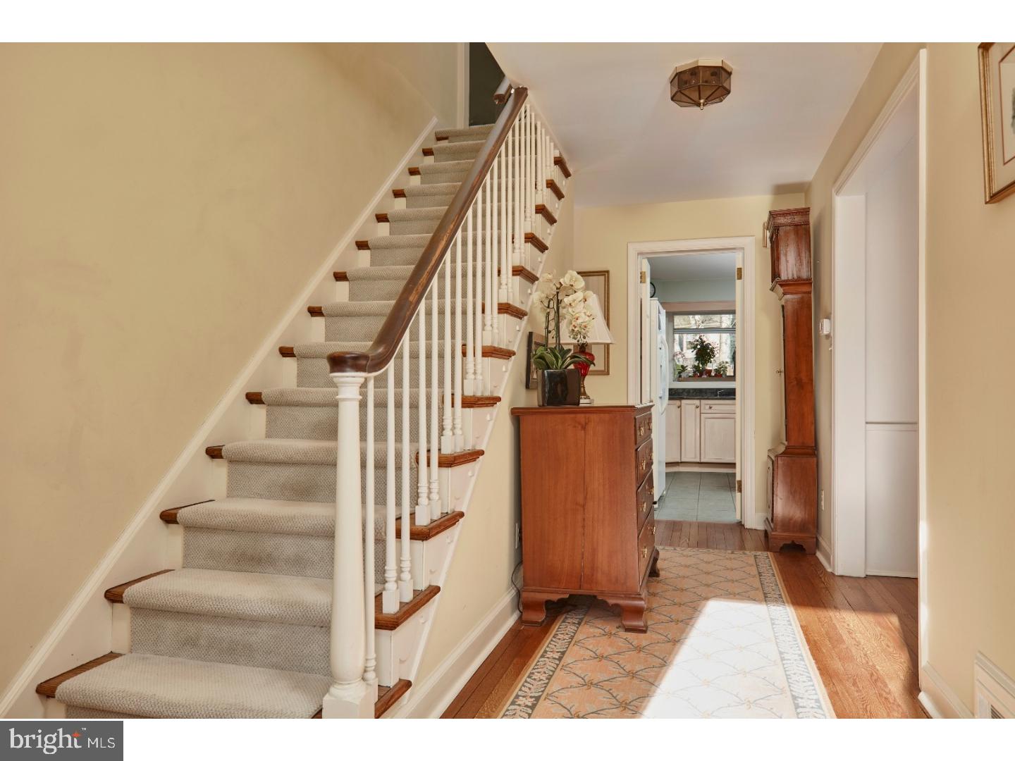 661 Mill Road Villanova, PA 19085 - Photo 4 of 24 Foyer