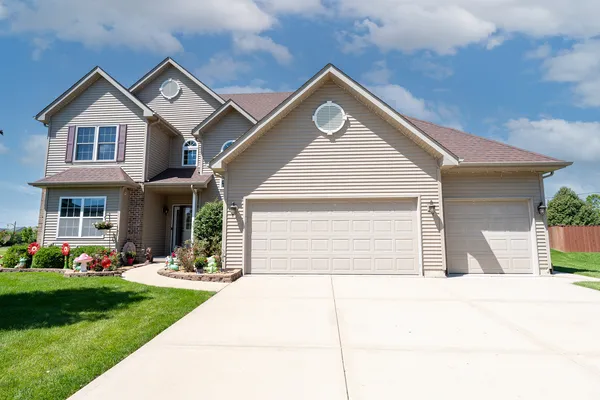 $575,000 | 7108 Carbuck Court, Joliet, IL 60431