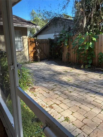 $2,700 | 5488 Carrollwood Meadows Drive, Tampa, FL 33625