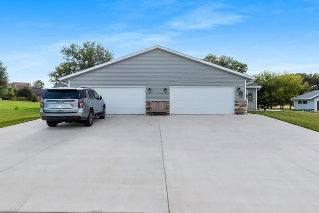 $359,000 | 1642 Balsam Road, Shawano, WI 54166