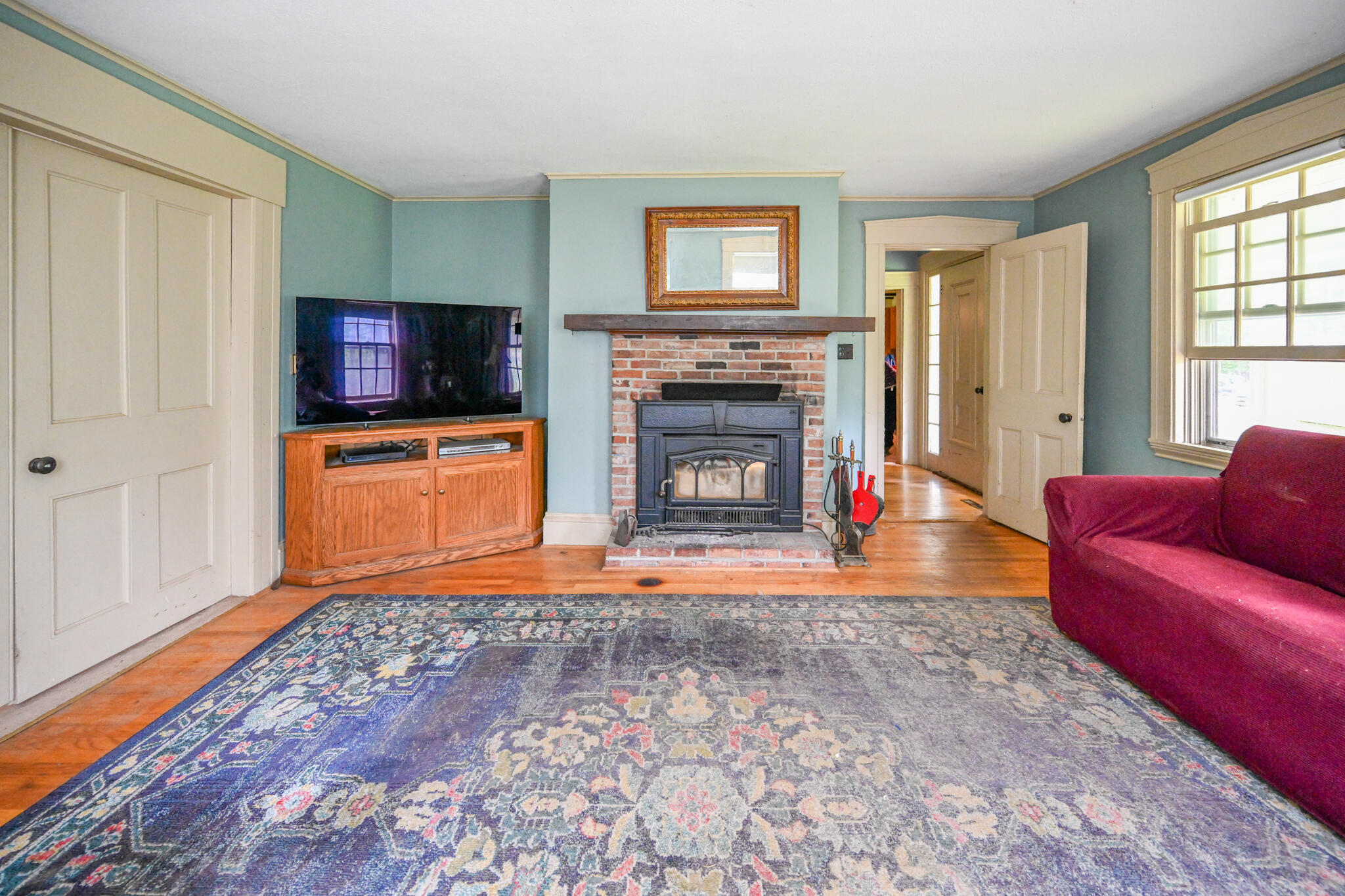 92 Staples Road Newfield, ME 04095 - Photo 19 of 60 Living Room