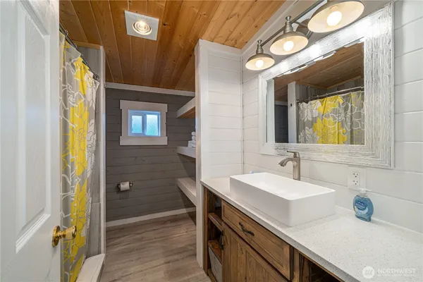 $899,000 | 117 Wells Avenue, Manson, WA 98831