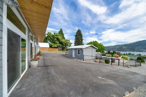 $899,000 | 117 Wells Avenue, Manson, WA 98831