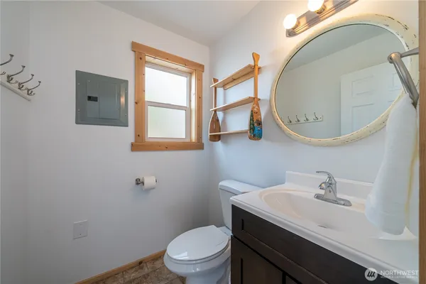 $899,000 | 117 Wells Avenue, Manson, WA 98831