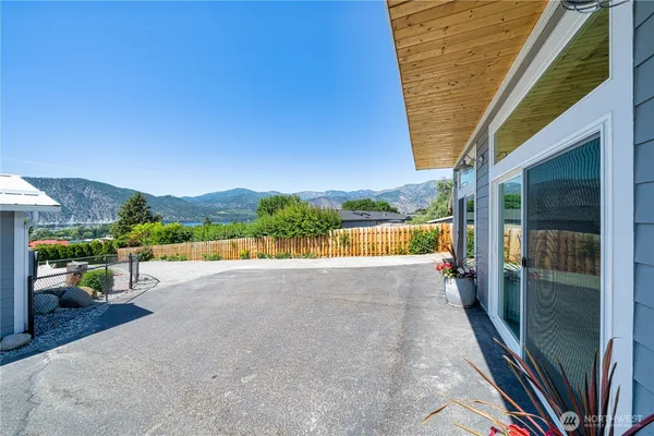 $899,000 | 117 Wells Avenue, Manson, WA 98831