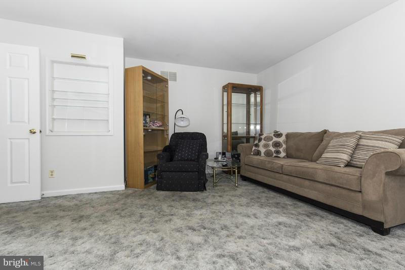 2519 Perring Woods Road Baltimore, MD 21234 - Photo 20 of 29 Interior (General)