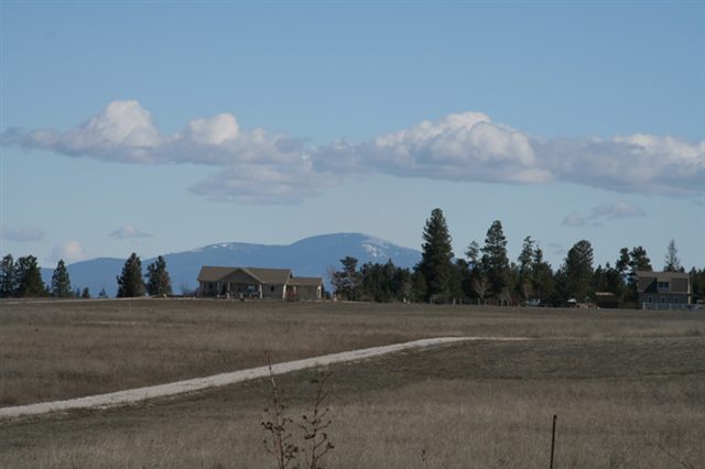 21609 North Spotted Road Deer Park, WA 99006 - Photo 4 of 6 Gallery Image 4