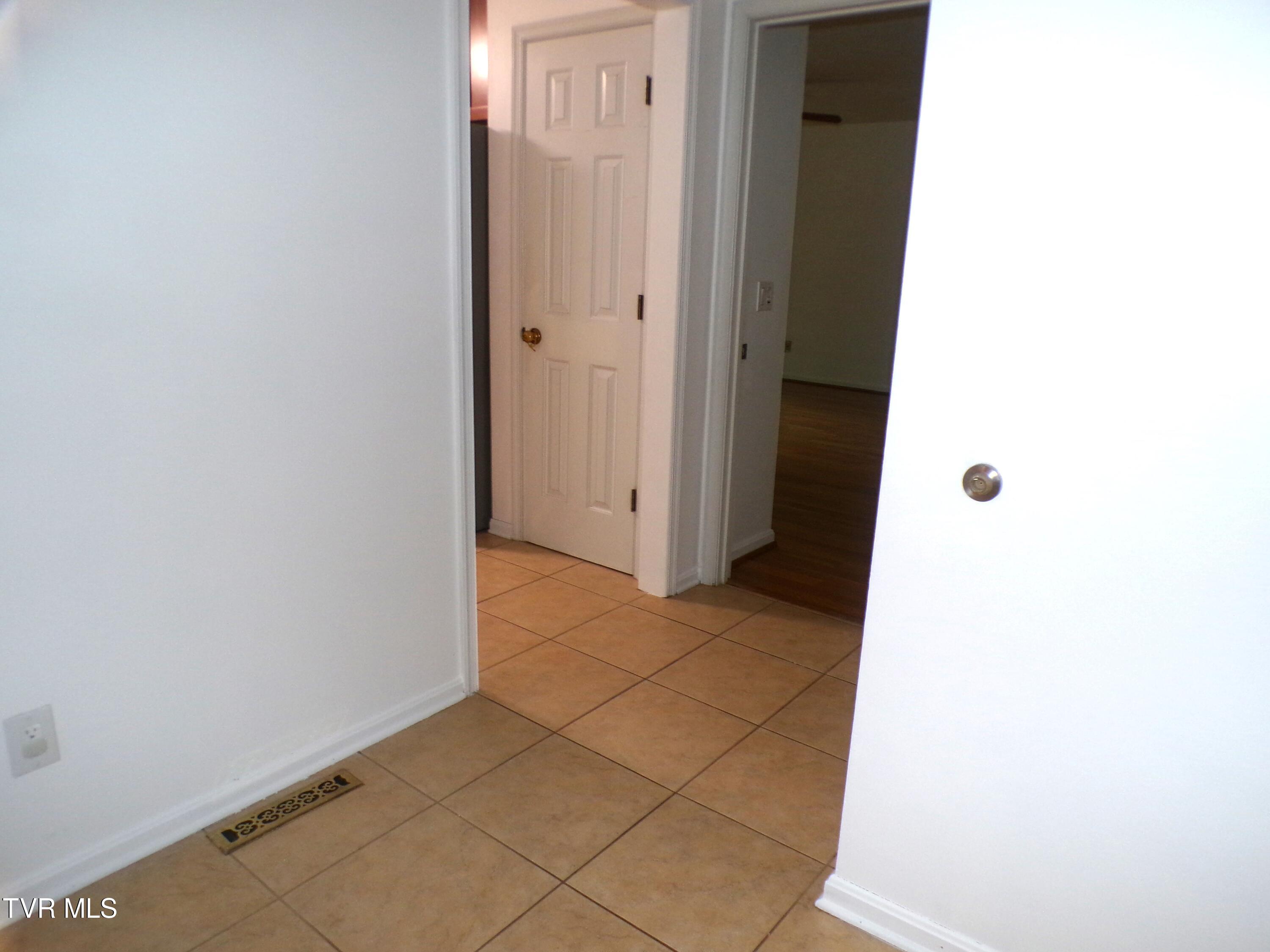 1218 Browntown Road Boyce, VA 22620 - Photo 13 of 25 100_0286