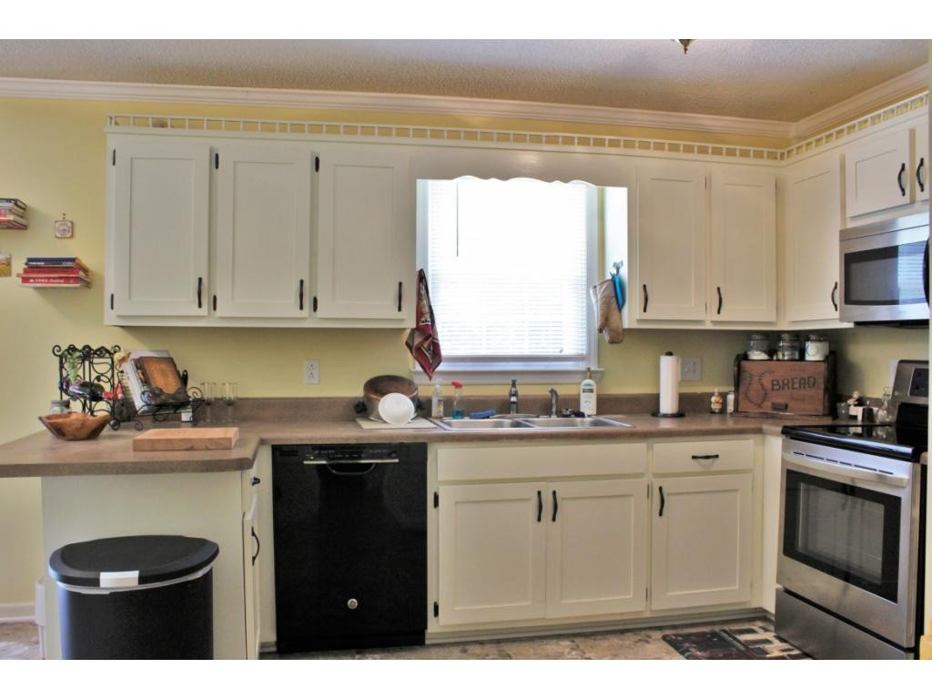 135 Hall Road Jonesborough, TN 37659 - Photo 7 of 27 Photo 7