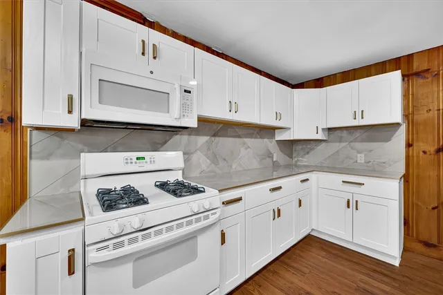 $272,900 | 433 Pineview Drive, Pickens, SC 29671