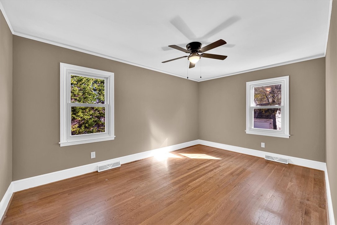 433 Pineview Drive Pickens, SC 29671 - Photo 16 of 40