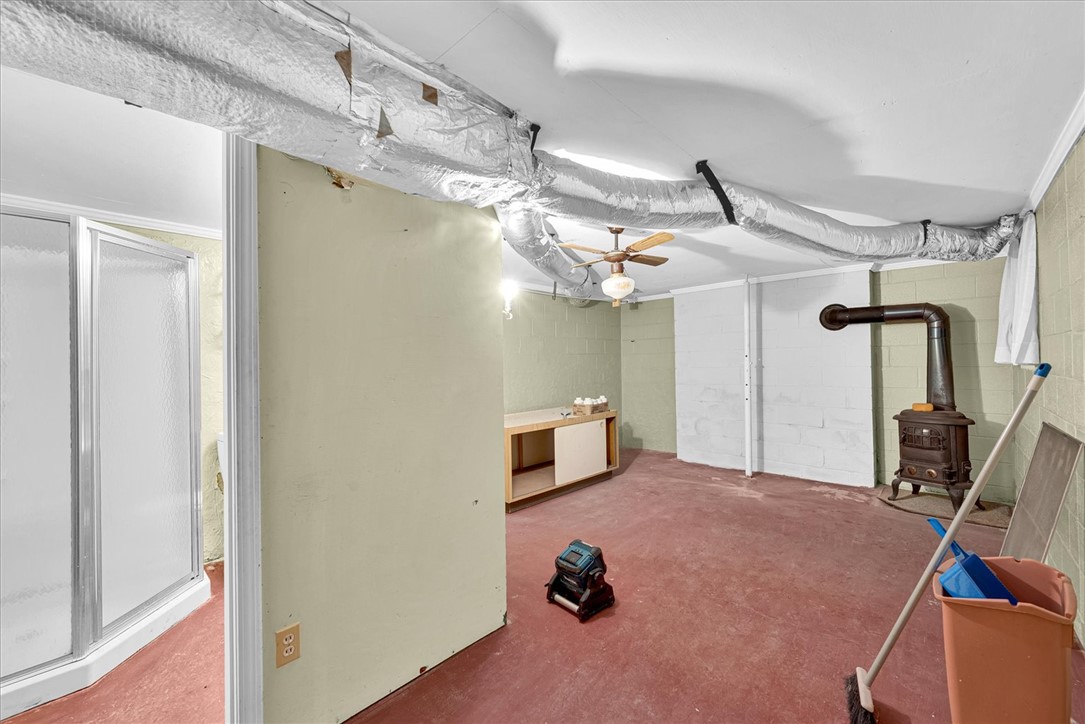 433 Pineview Drive Pickens, SC 29671 - Photo 23 of 40