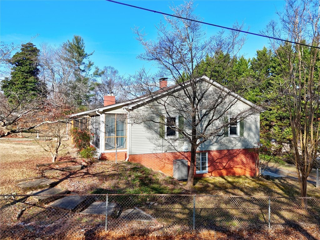 433 Pineview Drive Pickens, SC 29671 - Photo 35 of 40