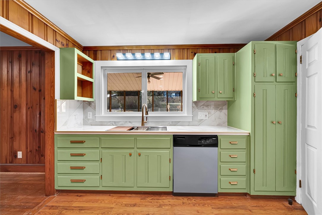 433 Pineview Drive Pickens, SC 29671 - Photo 10 of 40