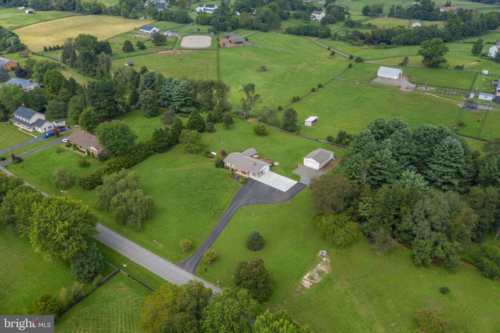 15000 Rolling Ridge Road Haymarket, VA 20169 - Photo 4 of 58 Aerial image
