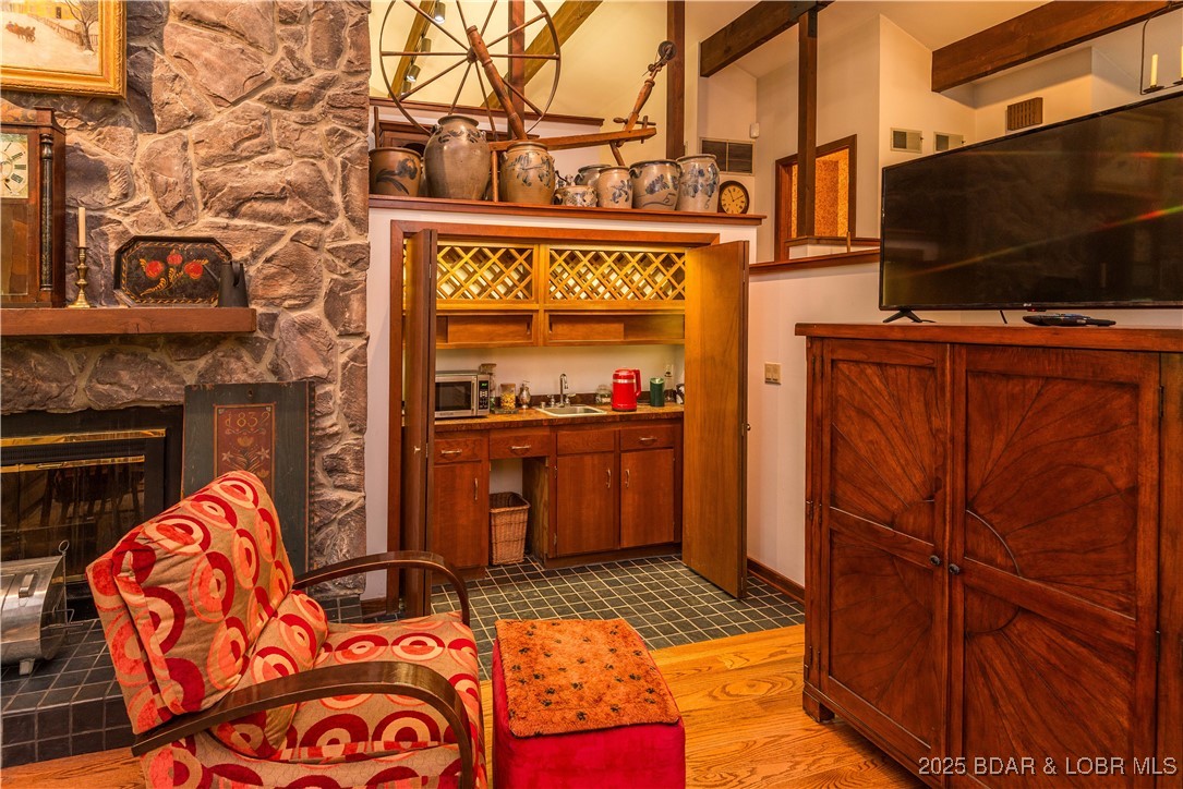 1635 7 Hills Road Jefferson City, MO 65101 - Photo 14 of 60