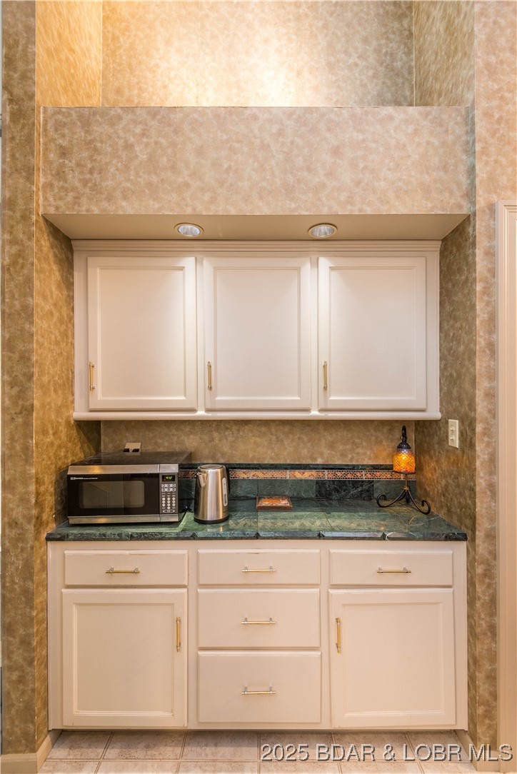 1635 7 Hills Road Jefferson City, MO 65101 - Photo 30 of 60