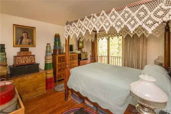 $749,900 | 1635 7 Hills Road, Jefferson City, MO 65101