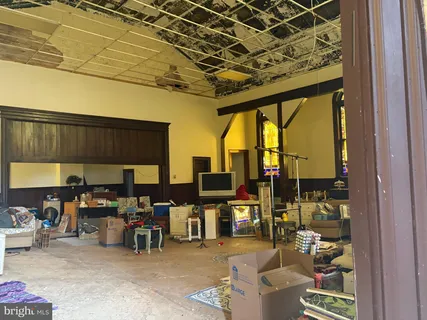 $200,000 | 309 South Main Street, Hurlock, MD 21643