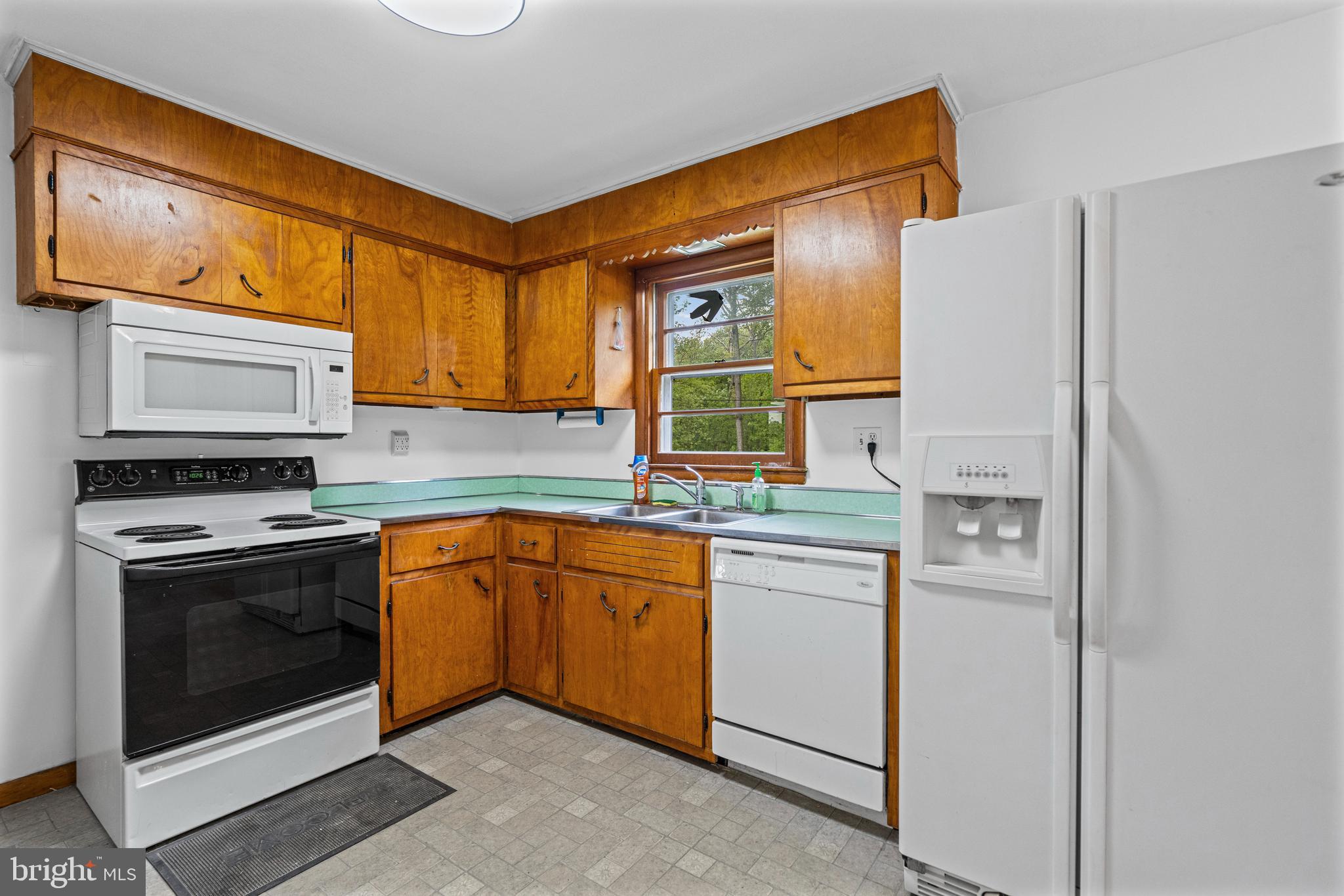 16811 Ridge Road Upperco, MD 21155 - Photo 7 of 22