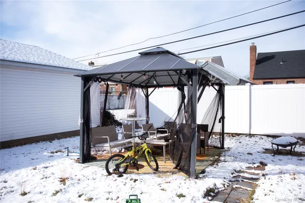 $729,000 | 130-12 224th Street | Laurelton
