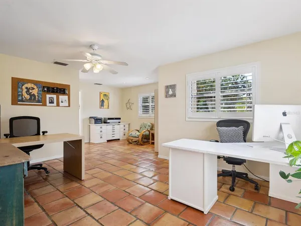 $949,000 | 3648 Beneva Oaks Boulevard, Sarasota, FL 34233