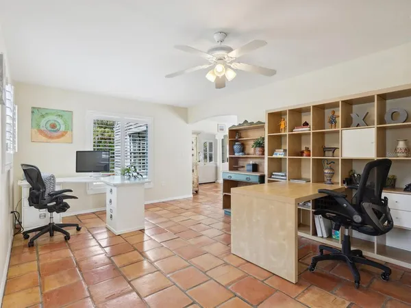 $949,000 | 3648 Beneva Oaks Boulevard, Sarasota, FL 34233