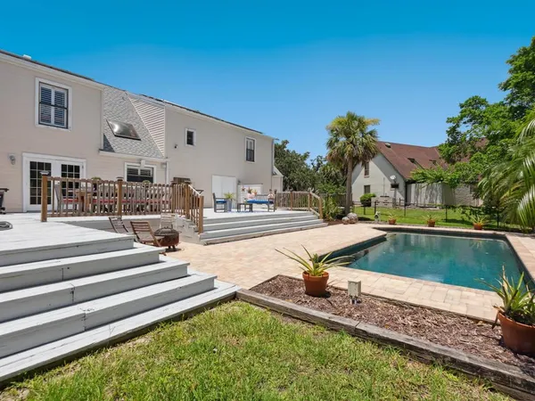 $949,000 | 3648 Beneva Oaks Boulevard, Sarasota, FL 34233