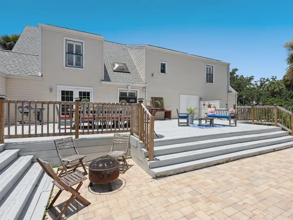 $949,000 | 3648 Beneva Oaks Boulevard, Sarasota, FL 34233