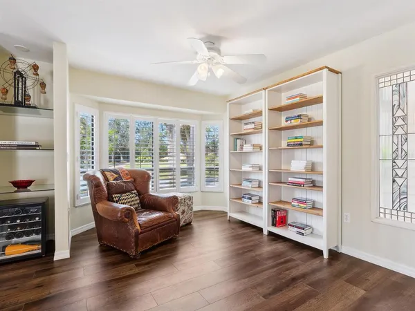 $949,000 | 3648 Beneva Oaks Boulevard, Sarasota, FL 34233