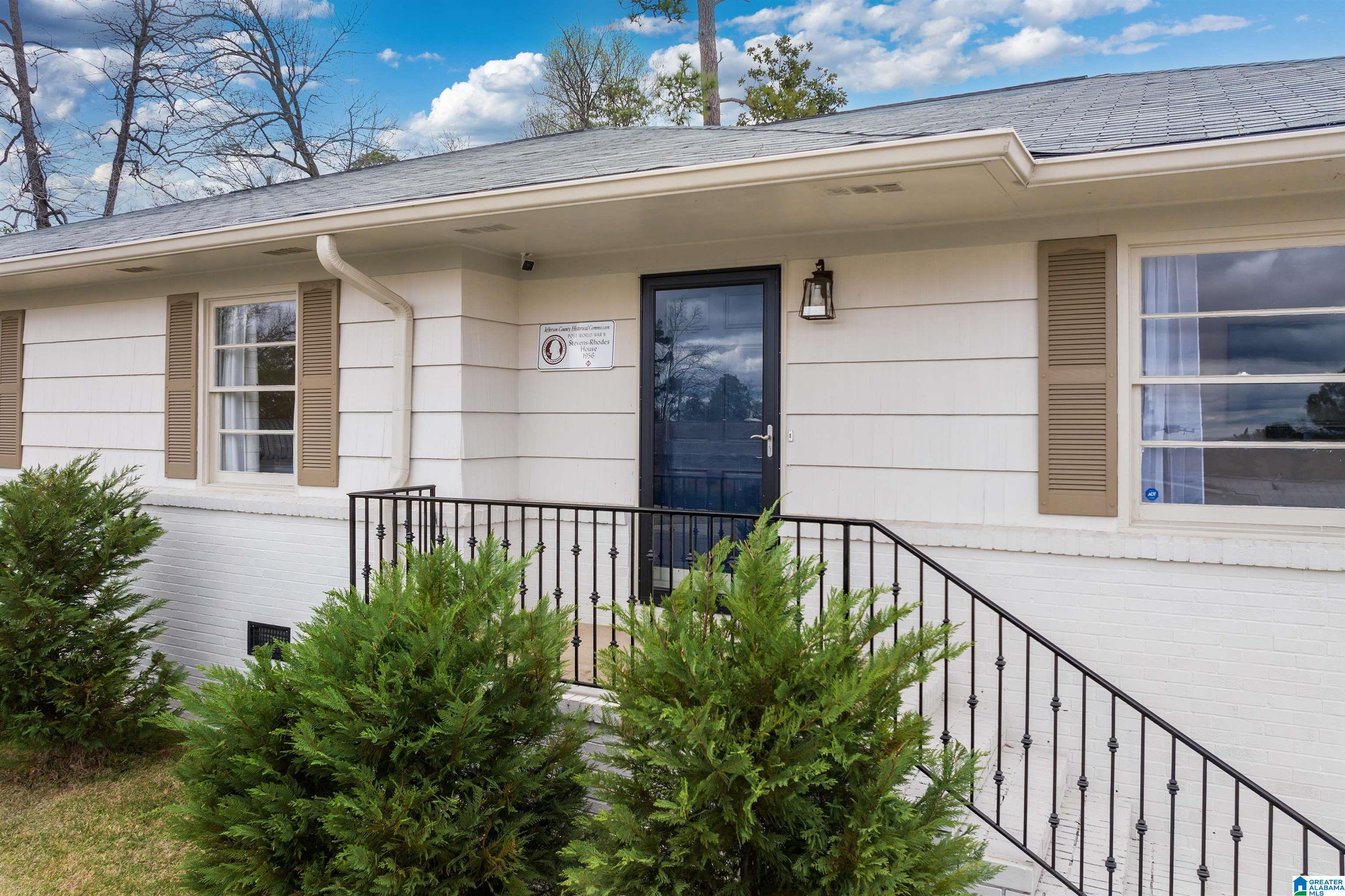 2112 Ridgeview Drive Birmingham, AL 35216 - Photo 2 of 26