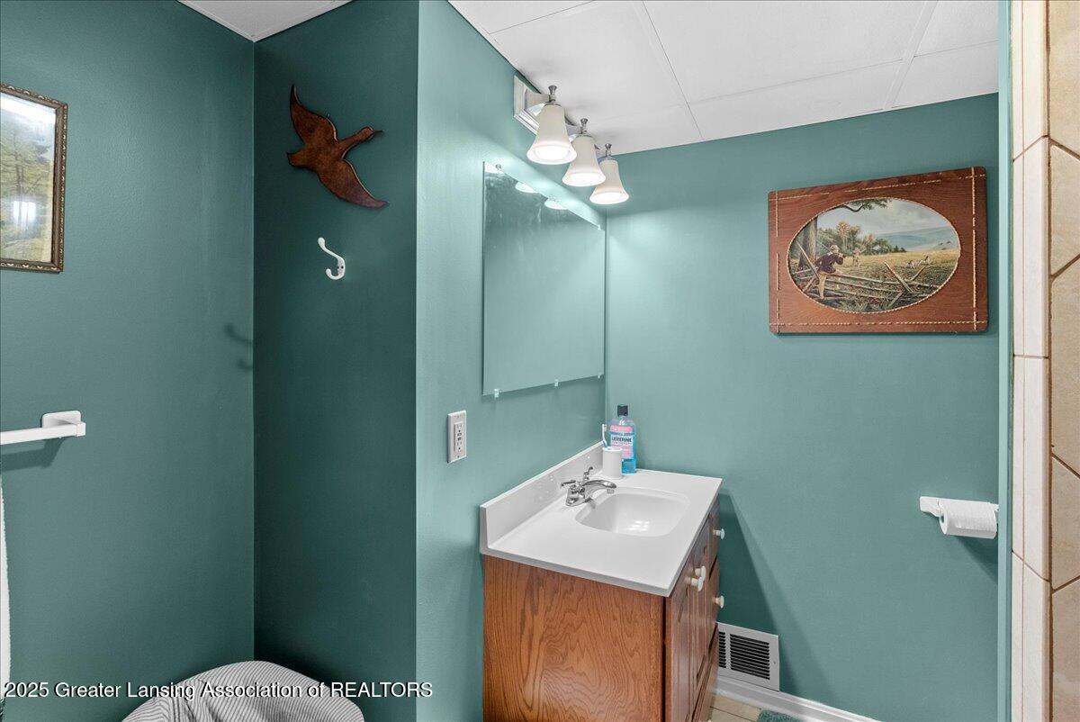 2337 Elm Road North Webberville, MI 48892 - Photo 36 of 60 52-Media Jett - 49