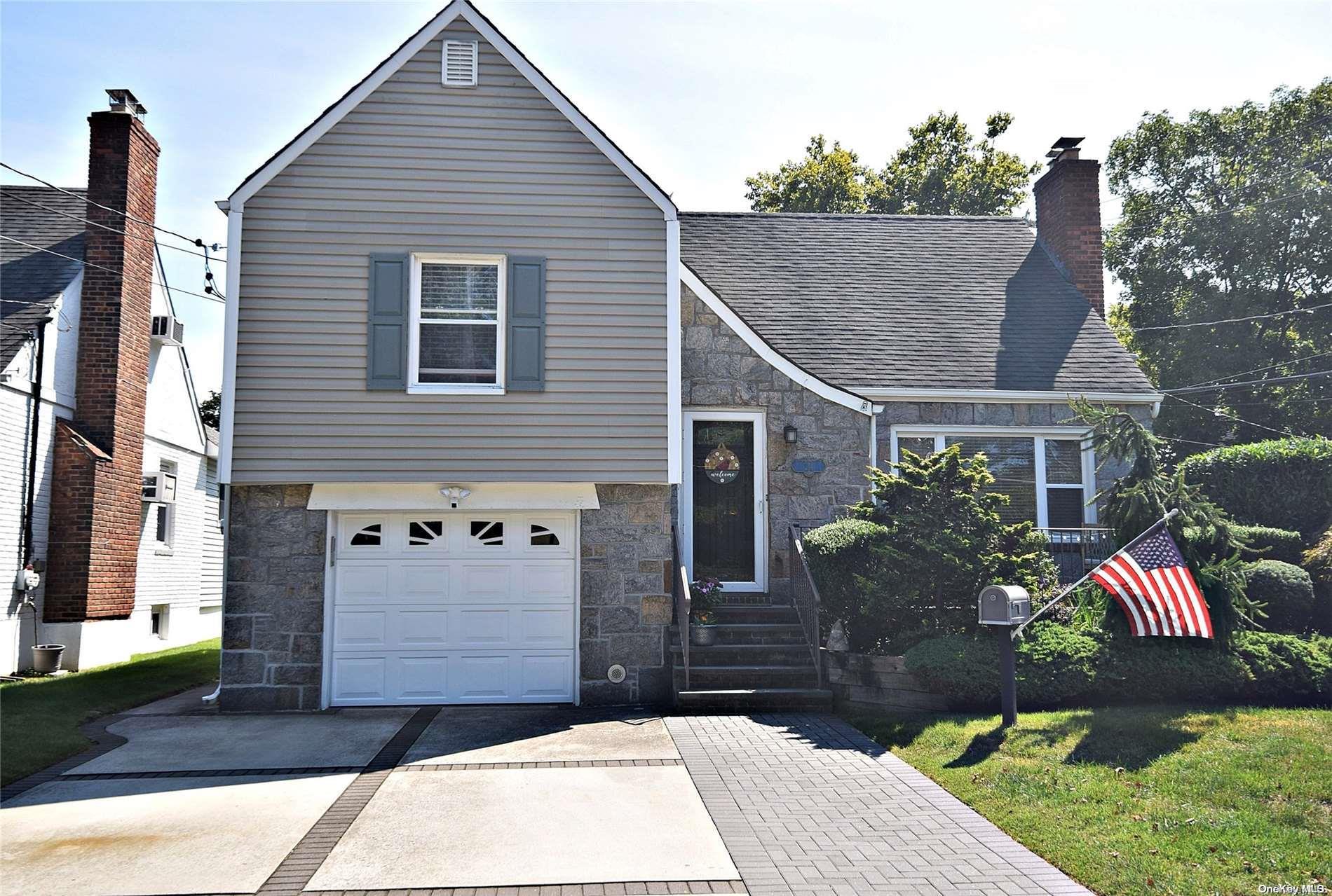 214 Hendrickson Avenue Lynbrook, NY 11563 - Photo 1 of 1