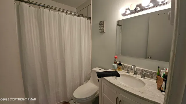 $225,000 | 492 Country Pl Drive, Tobyhanna, PA 18466